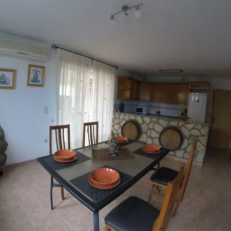 Сasa de vacaciones Bri *